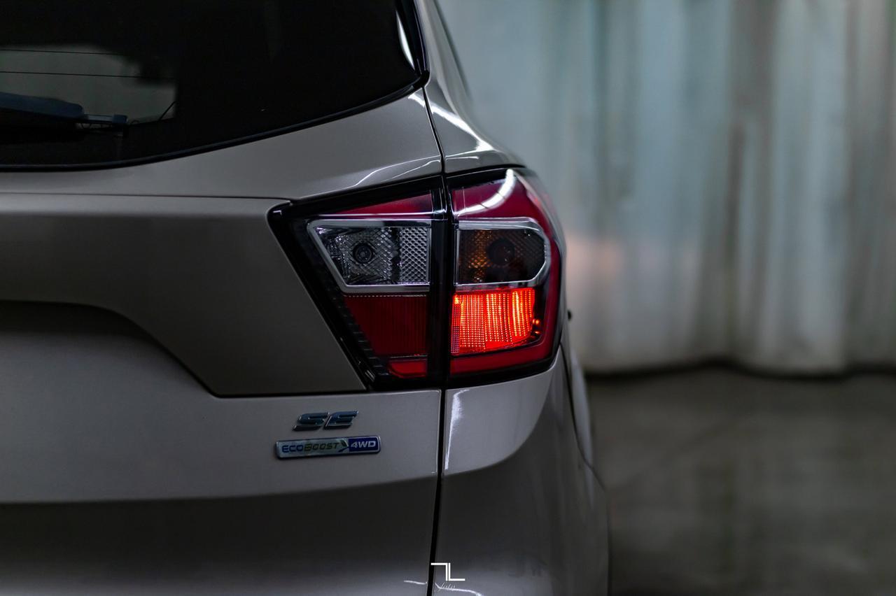 2018 Ford Escape AWD SE BCam Red Deer AB