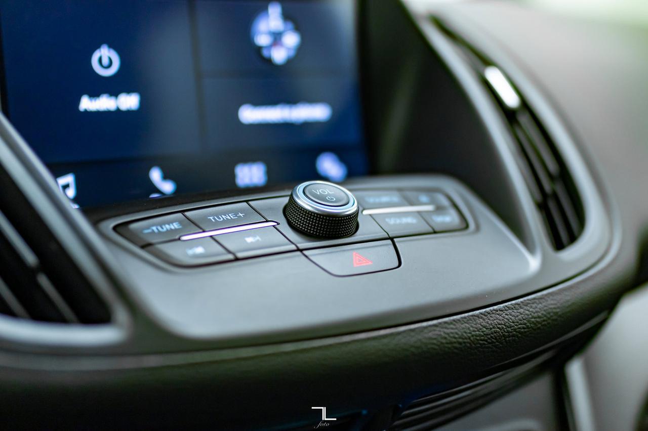 2018 Ford Escape AWD SE BCam Red Deer AB