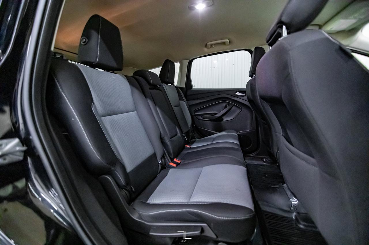 2018 Ford Escape AWD SE BCam Red Deer AB