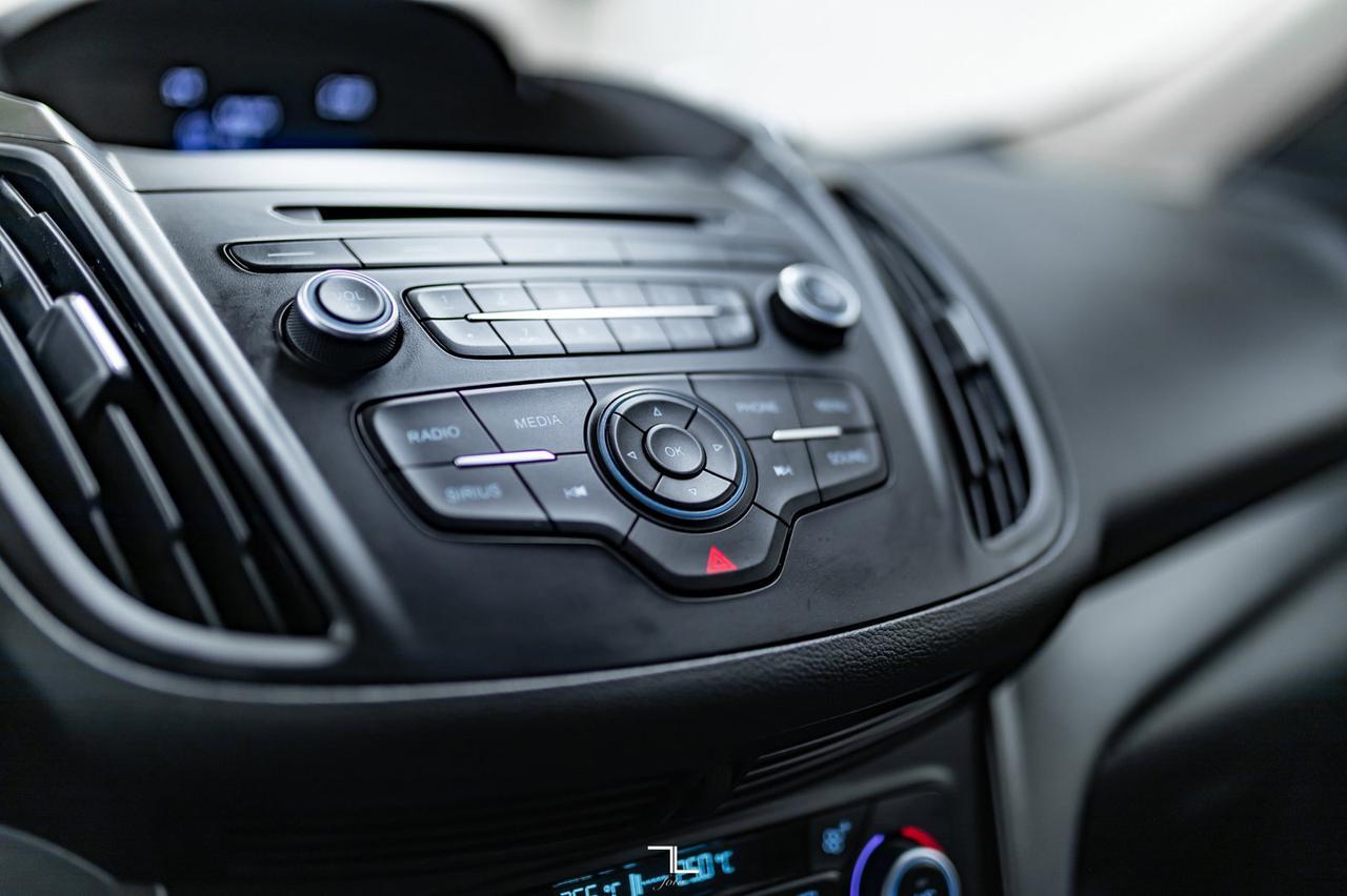 2018 Ford Escape AWD SE BCam Red Deer AB