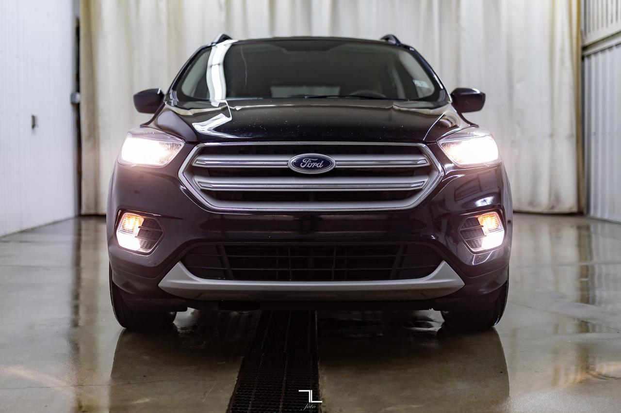 2018 Ford Escape AWD SE BCam Red Deer AB
