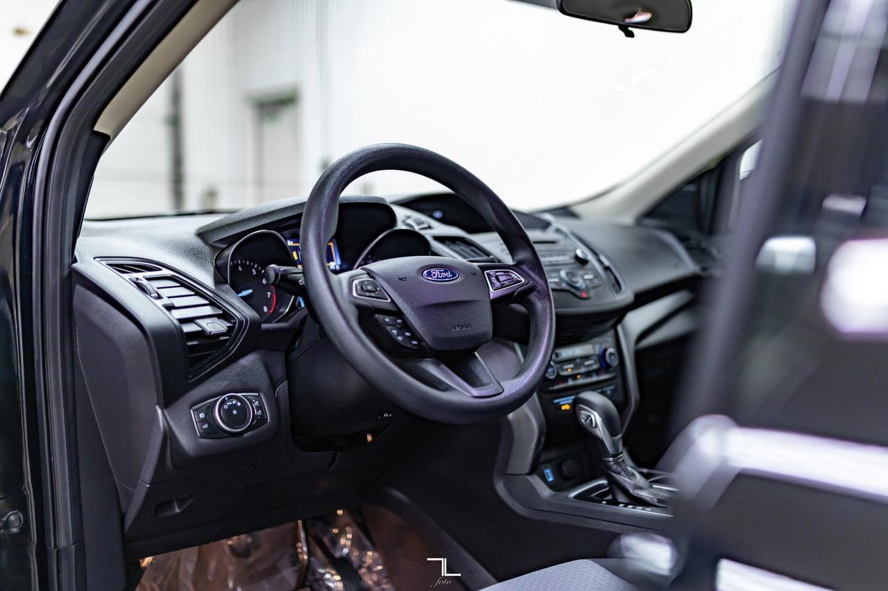 2018 Ford Escape AWD SE BCam Red Deer AB