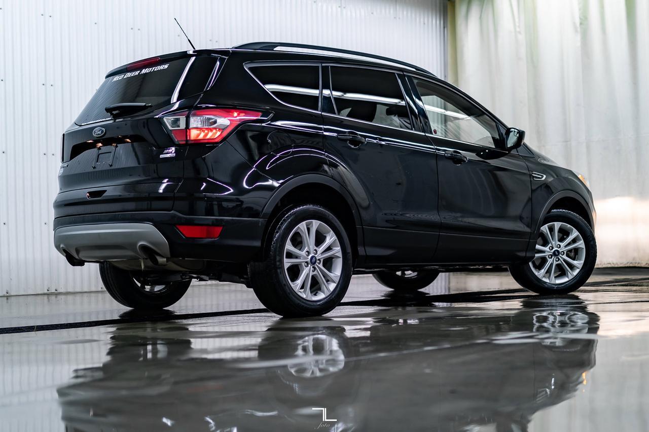 2018 Ford Escape AWD SE BCam Red Deer AB