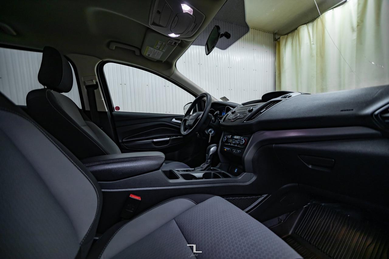 2018 Ford Escape AWD SE BCam Red Deer AB