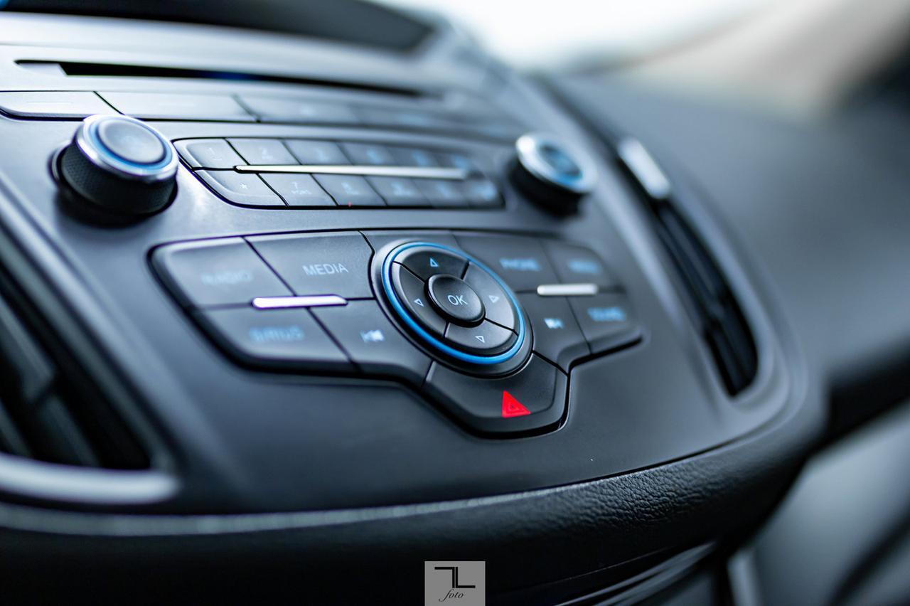 2018 Ford Escape AWD SE BCam Red Deer AB