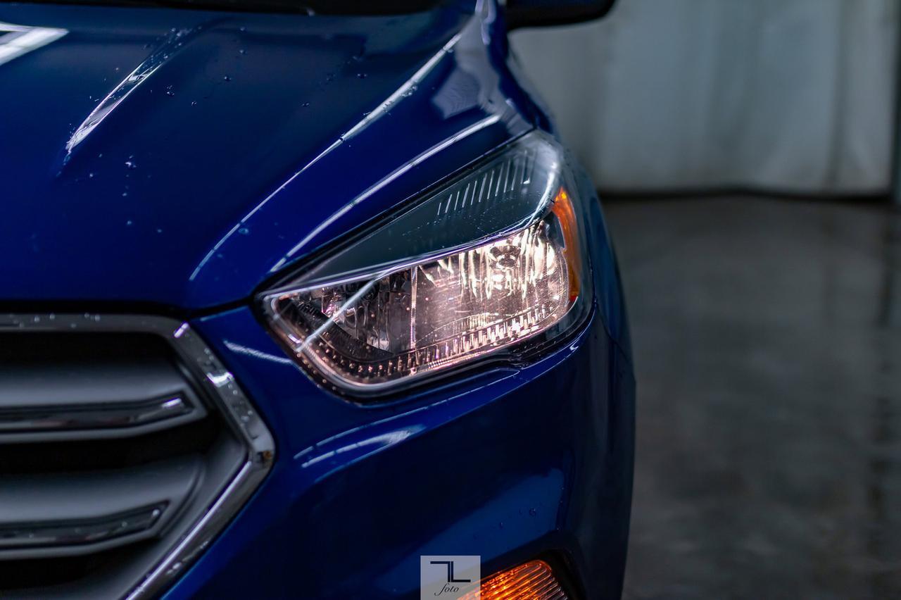 2018 Ford Escape AWD SE BCam Red Deer AB