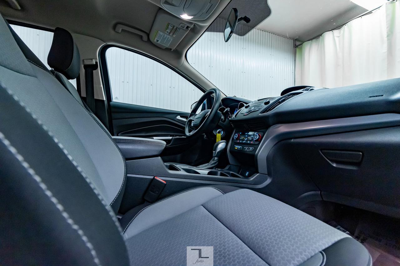 2018 Ford Escape AWD SE BCam Red Deer AB