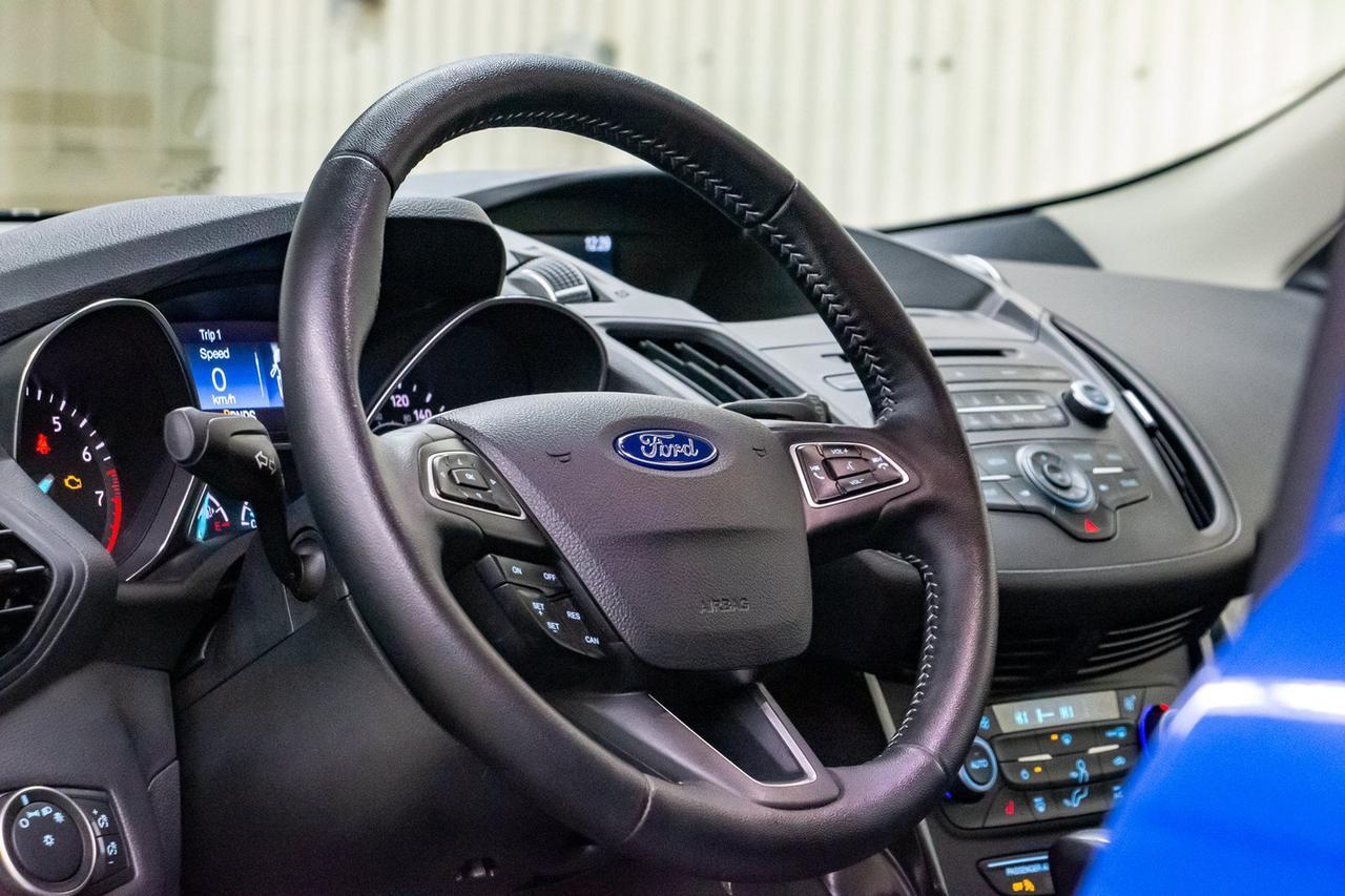 2018 Ford Escape AWD SE BCam Red Deer AB