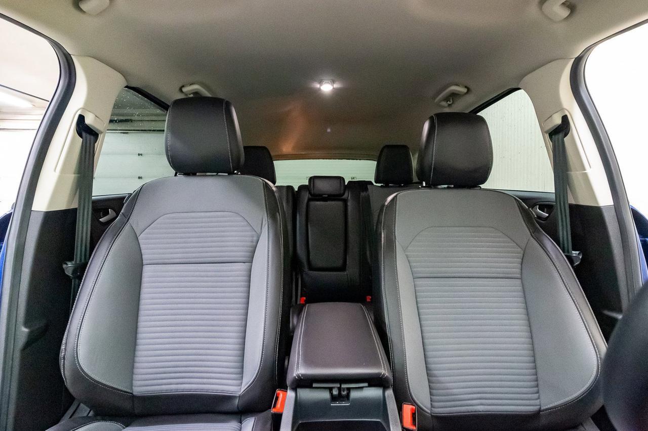 2018 Ford Escape AWD SE BCam Red Deer AB