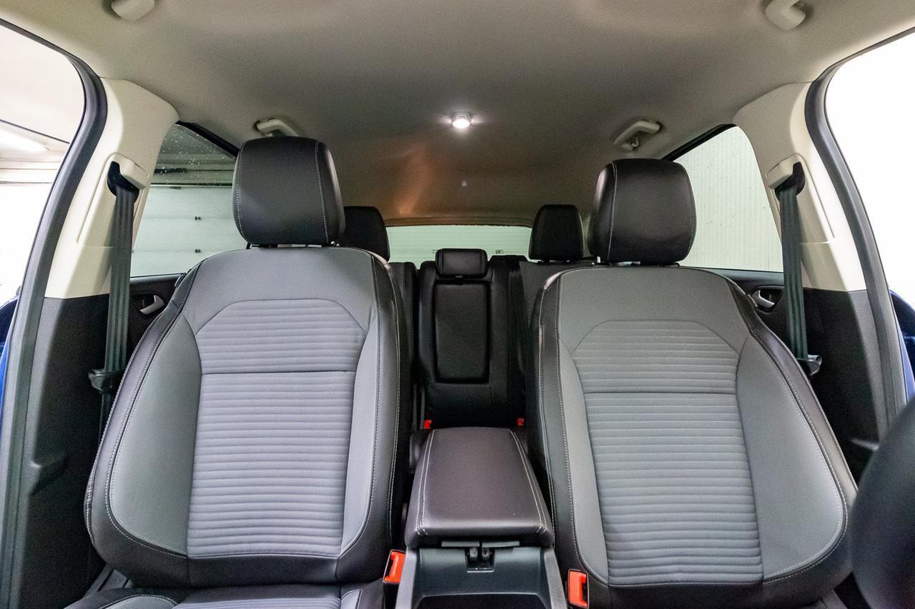 2018 Ford Escape AWD SE BCam Red Deer AB