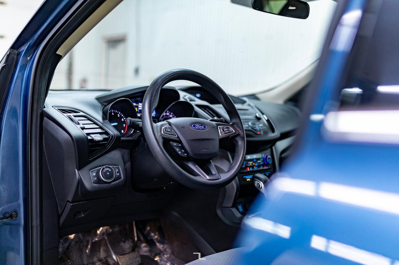 2018 Ford Escape AWD SE BCam Red Deer AB