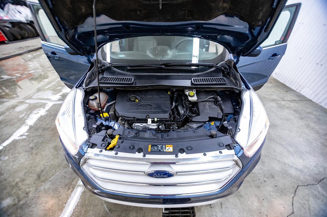 2018 Ford Escape AWD SE BCam Red Deer AB