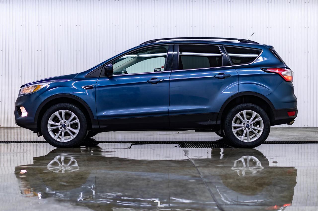 2018 Ford Escape AWD SE BCam Red Deer AB