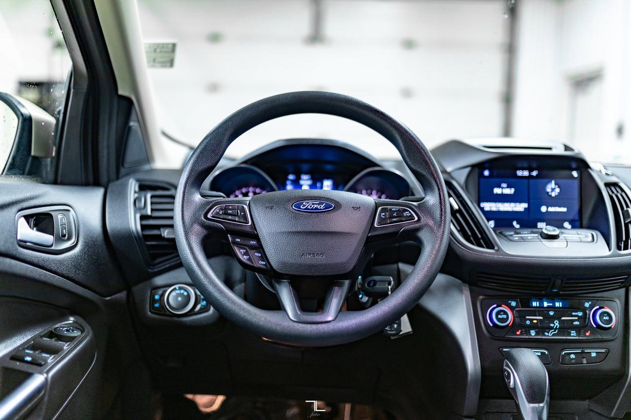 2018 Ford Escape AWD SE BCam Red Deer AB