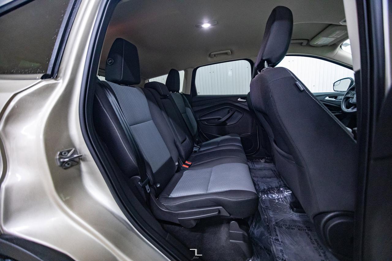 2018 Ford Escape AWD SE BCam Red Deer AB