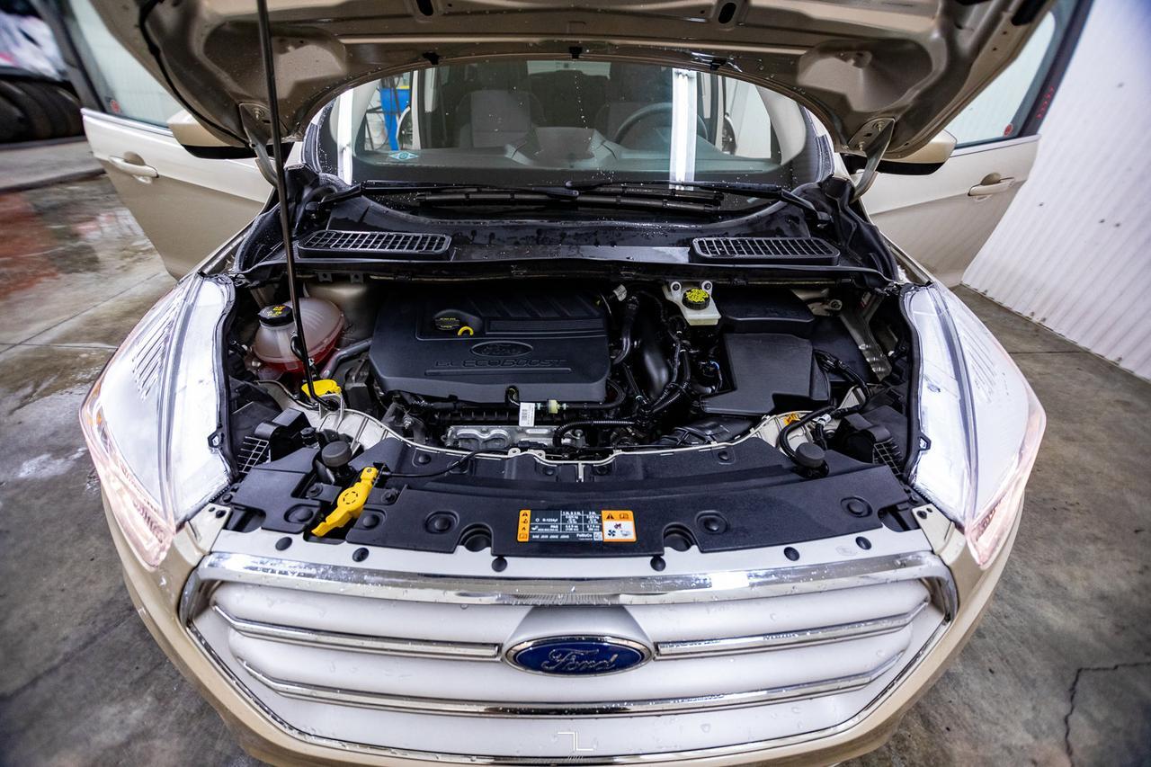 2018 Ford Escape AWD SE BCam Red Deer AB