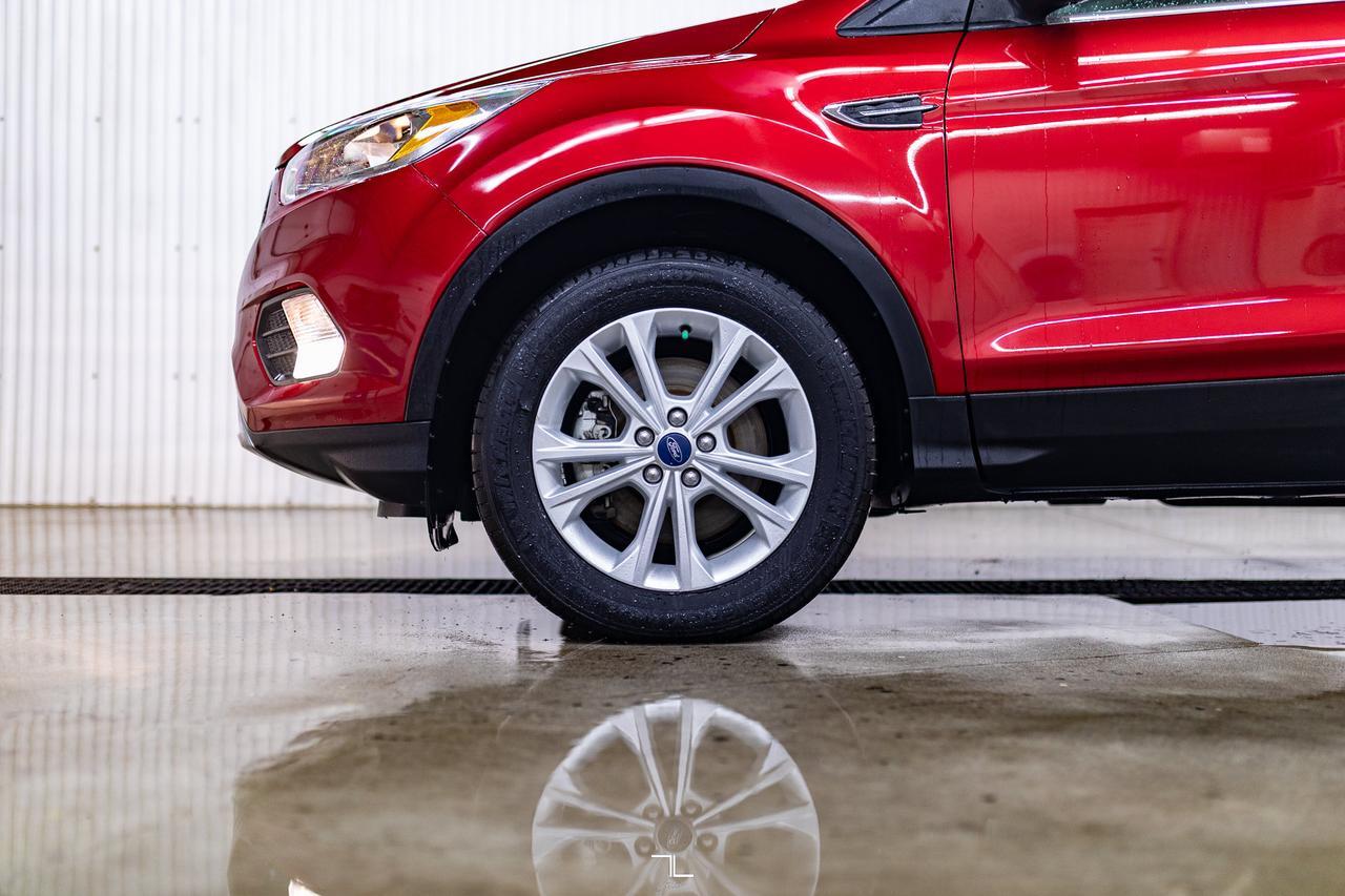 2018 Ford Escape AWD SE Nav BCam Red Deer AB