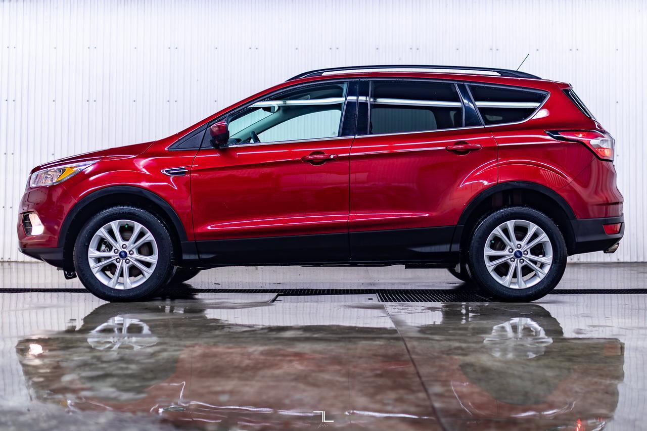 2018 Ford Escape AWD SE Nav BCam Red Deer AB