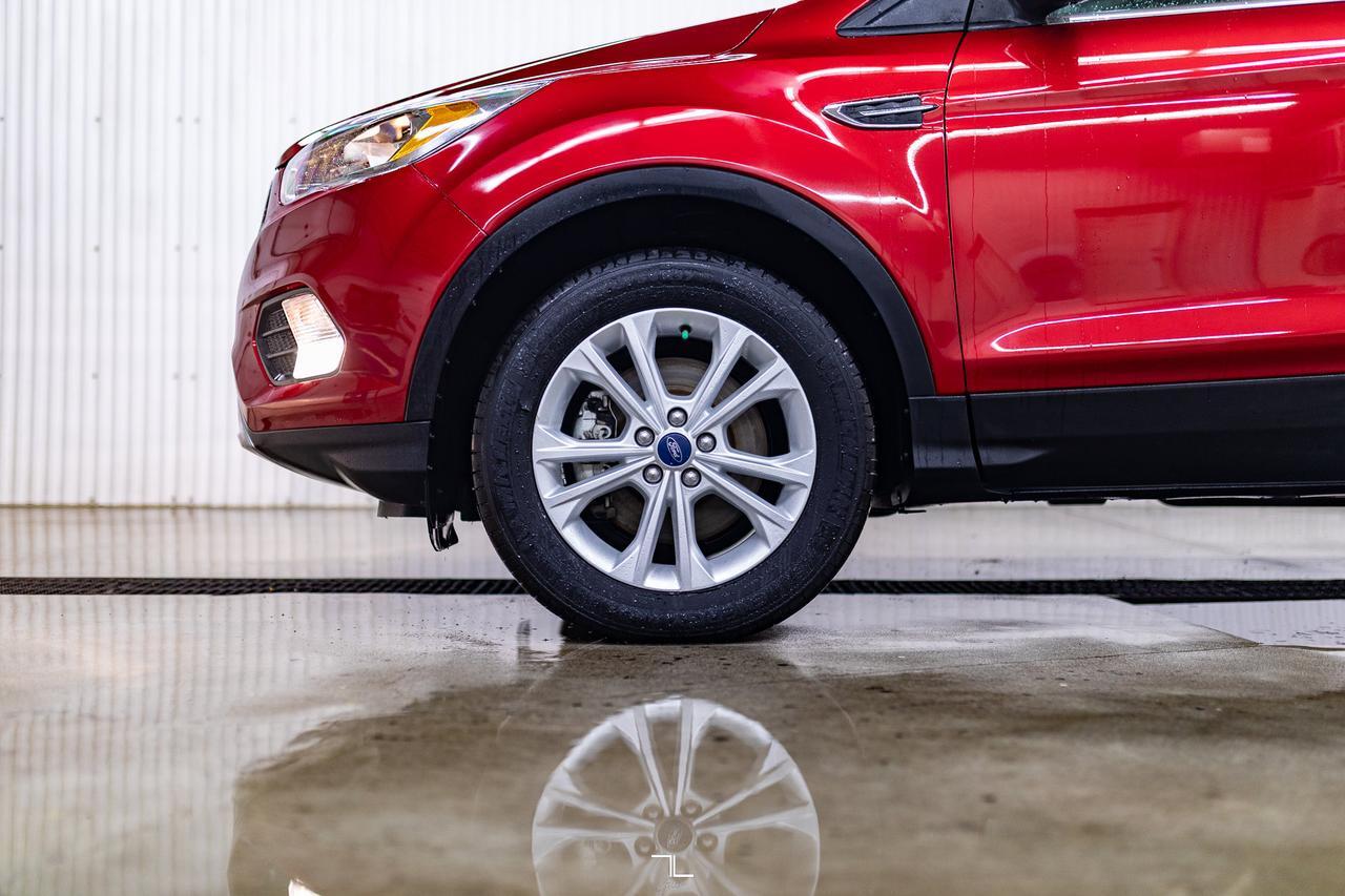 2018 Ford Escape AWD SE Nav BCam Red Deer AB