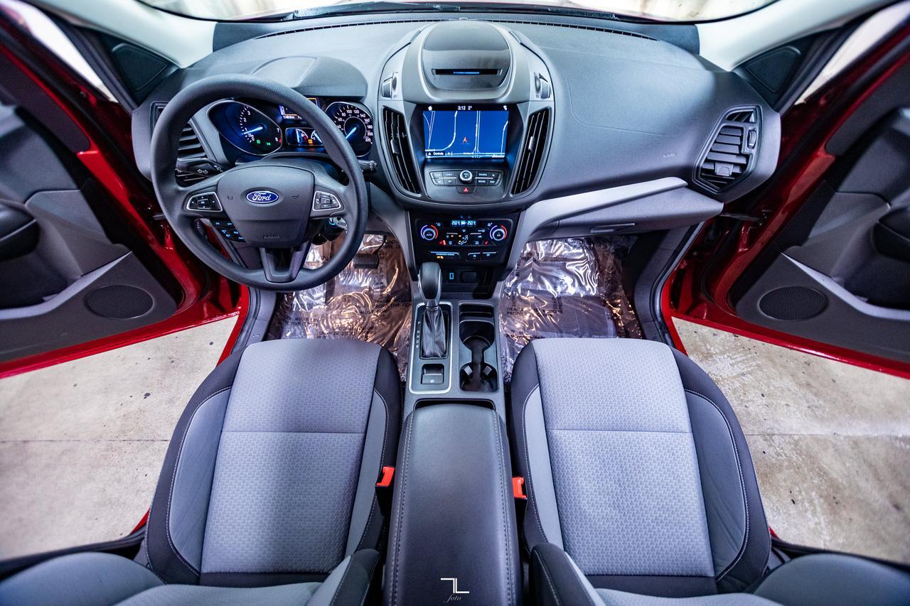 2018 Ford Escape AWD SE Nav BCam Red Deer AB