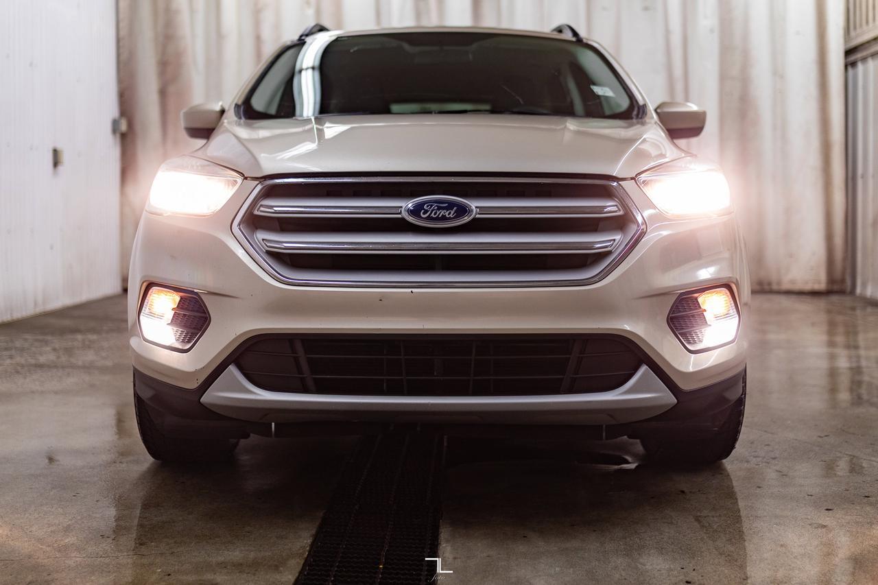 2018 Ford Escape AWD SE PSeat BCam Red Deer AB