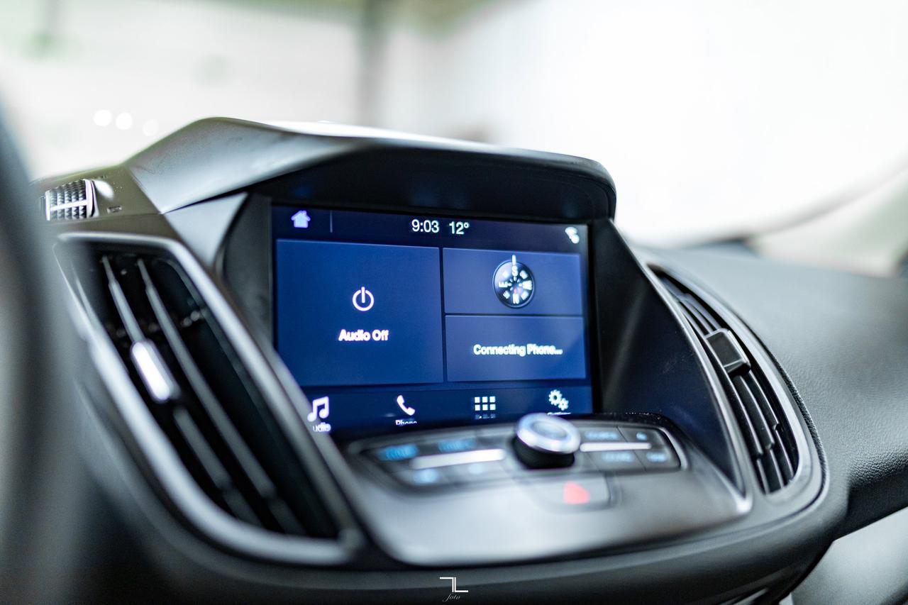 2018 Ford Escape AWD SE PSeat BCam Red Deer AB