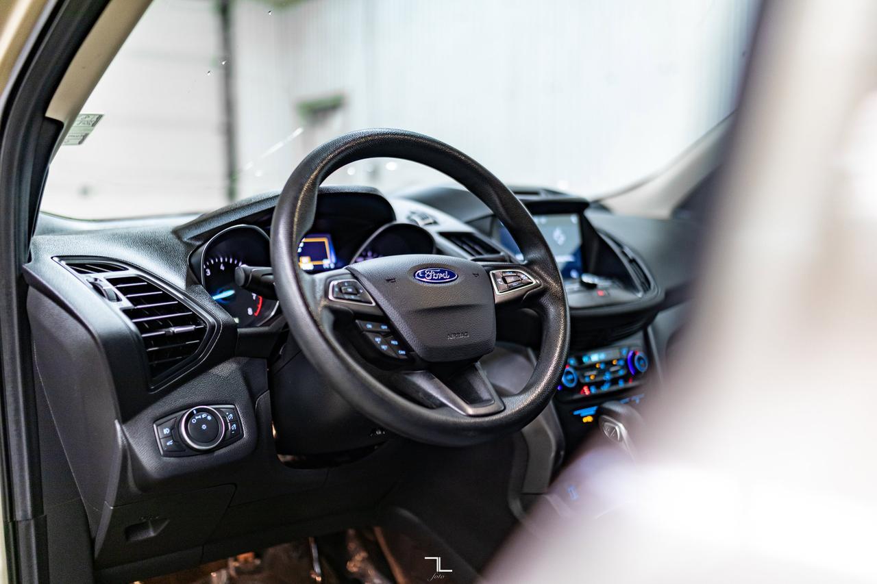 2018 Ford Escape AWD SE PSeat BCam Red Deer AB