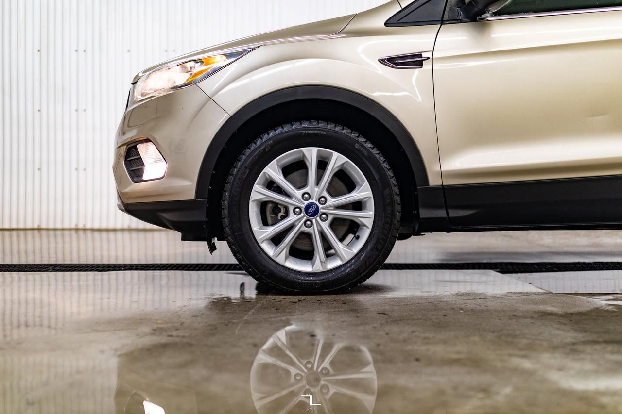 2018 Ford Escape AWD SE PSeat BCam Red Deer AB