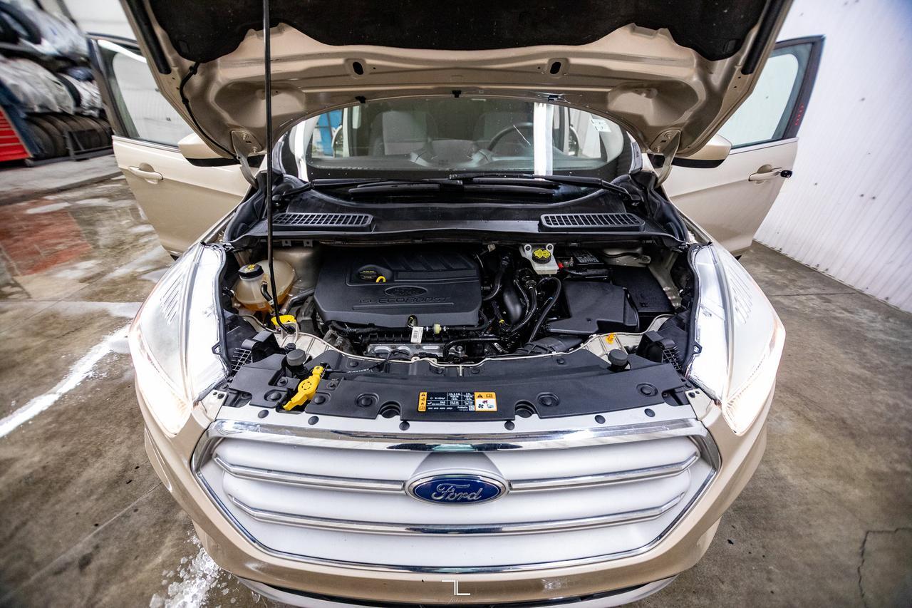 2018 Ford Escape AWD SE PSeat BCam Red Deer AB