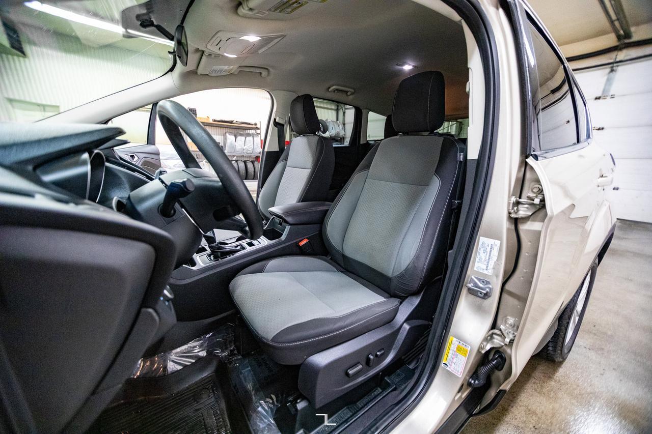 2018 Ford Escape AWD SE PSeat BCam Red Deer AB