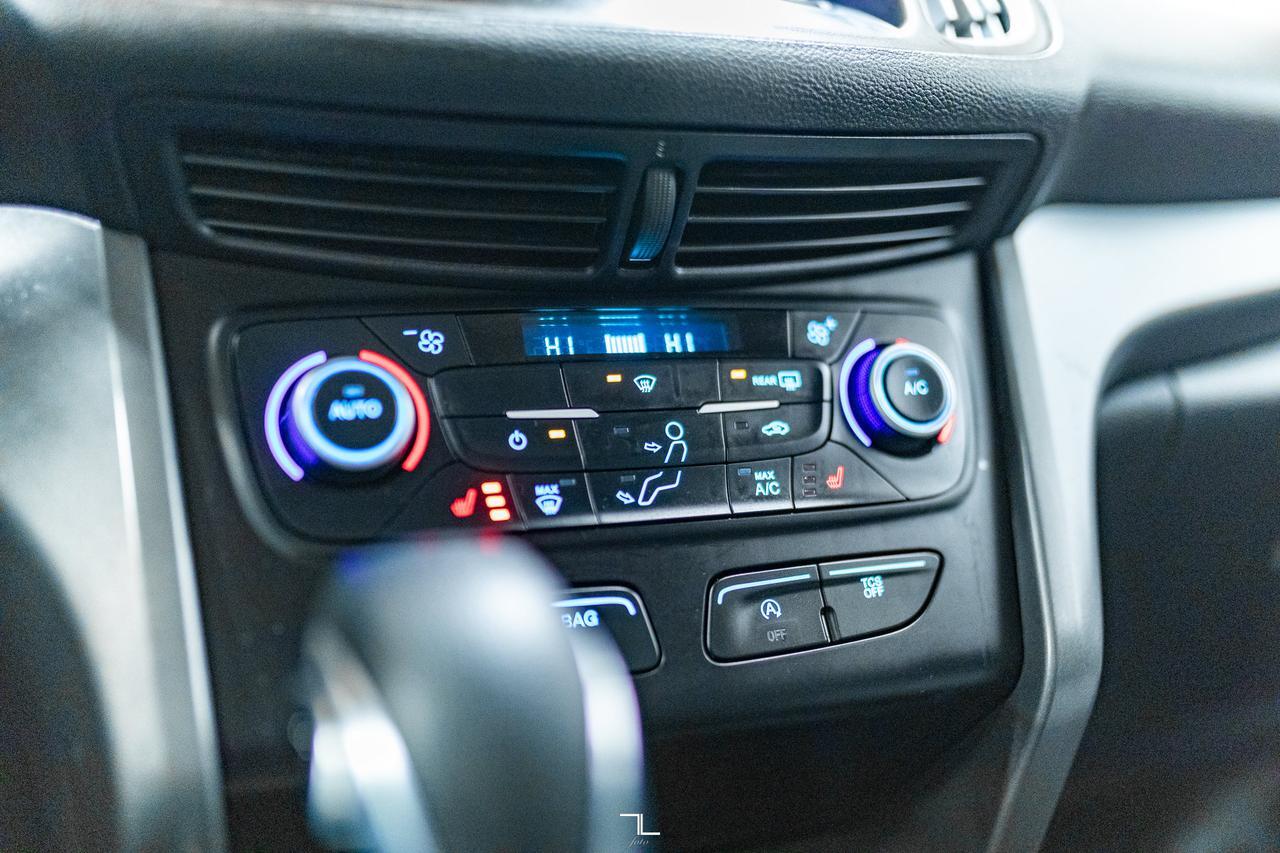 2018 Ford Escape AWD SE PSeat BCam Red Deer AB