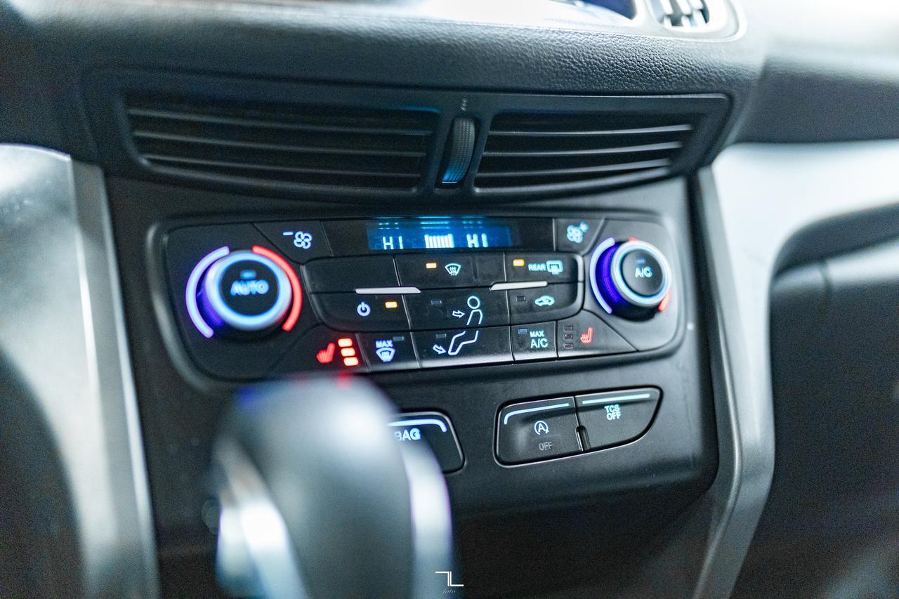 2018 Ford Escape AWD SE PSeat BCam Red Deer AB