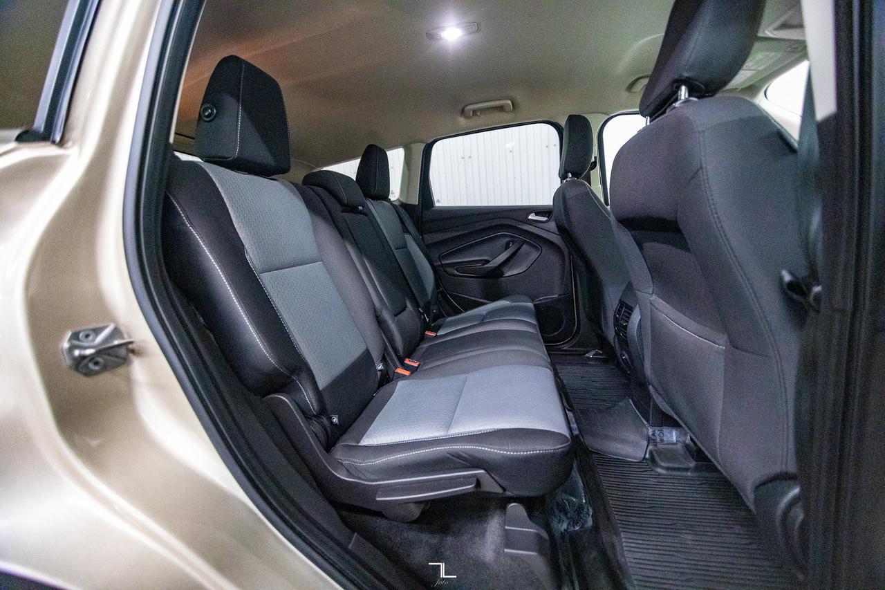 2018 Ford Escape AWD SE PSeat BCam Red Deer AB