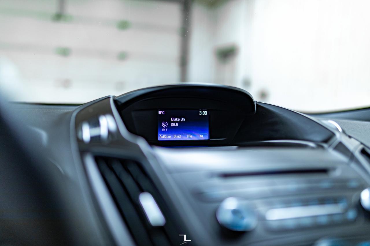 2018 Ford Escape AWD SE PSeat BCam Red Deer AB