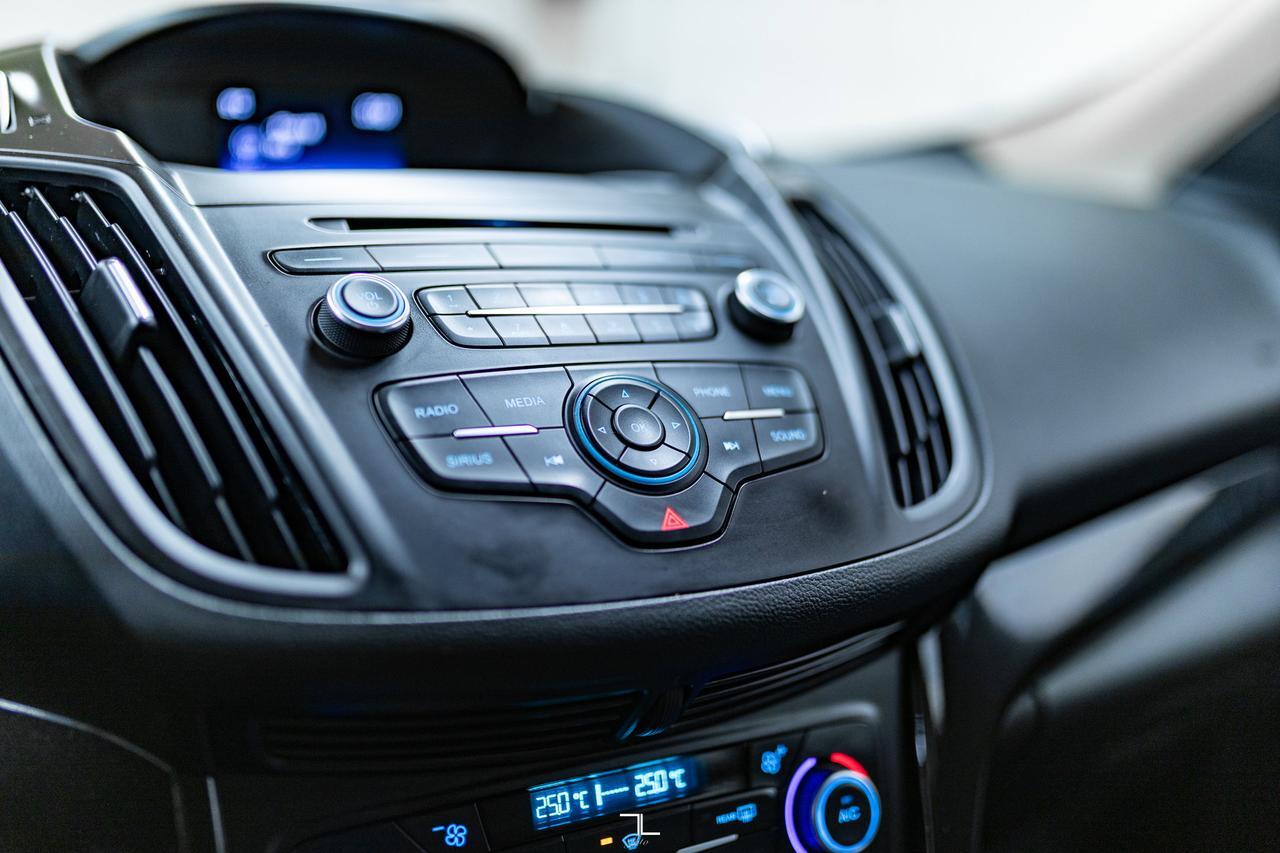 2018 Ford Escape AWD SE PSeat BCam Red Deer AB