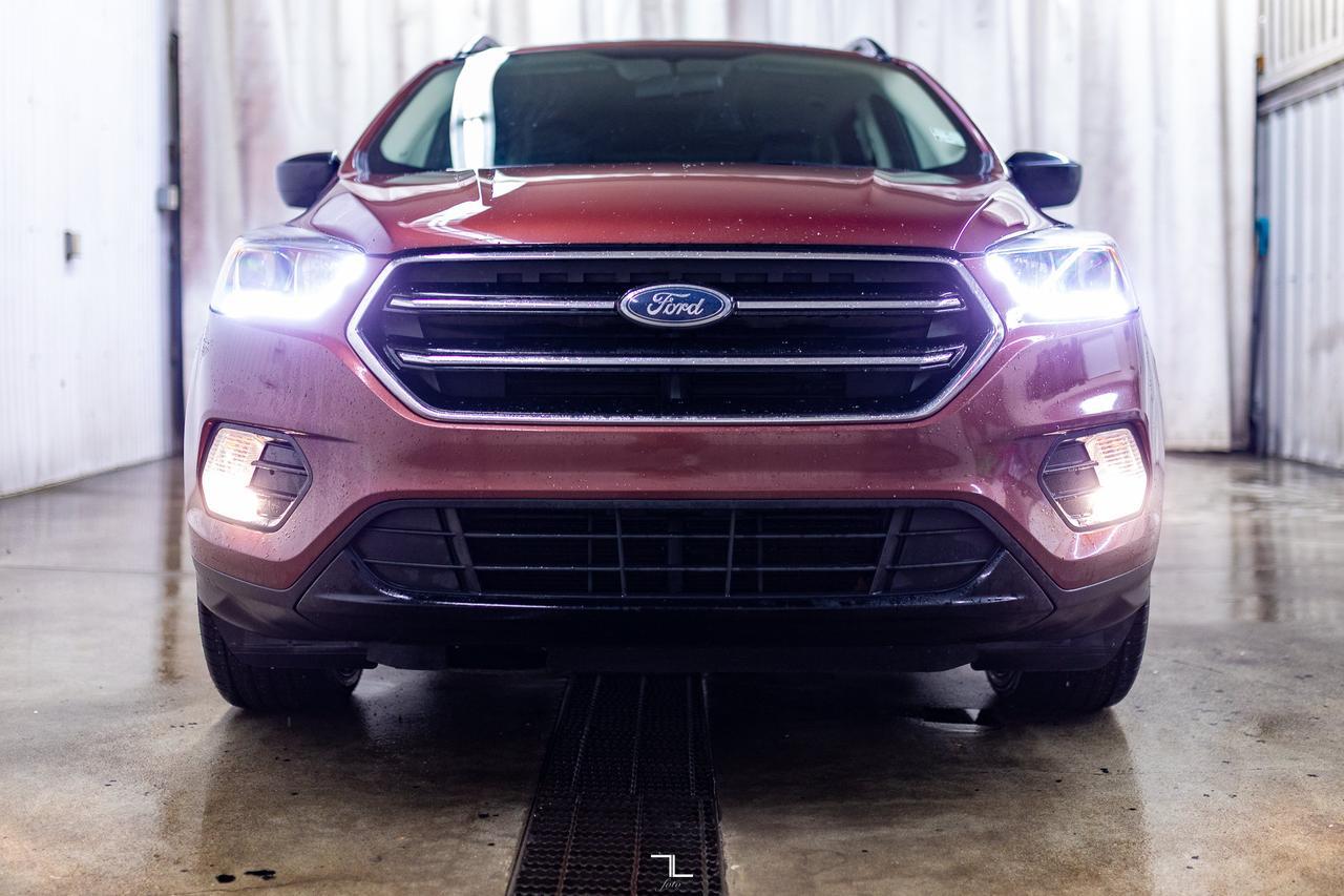 2018 Ford Escape AWD SE PSeat BCam Red Deer AB