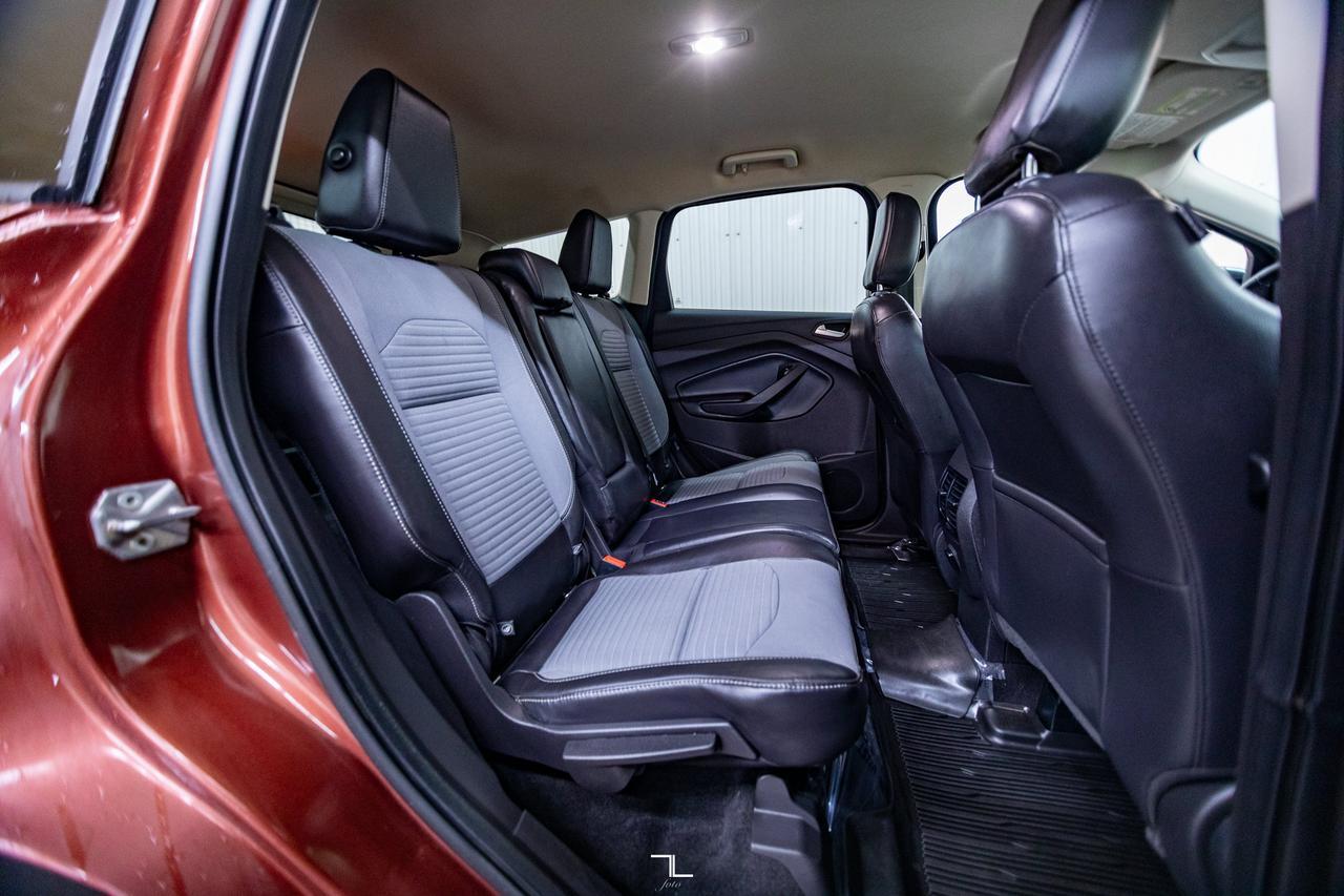 2018 Ford Escape AWD SE PSeat BCam Red Deer AB