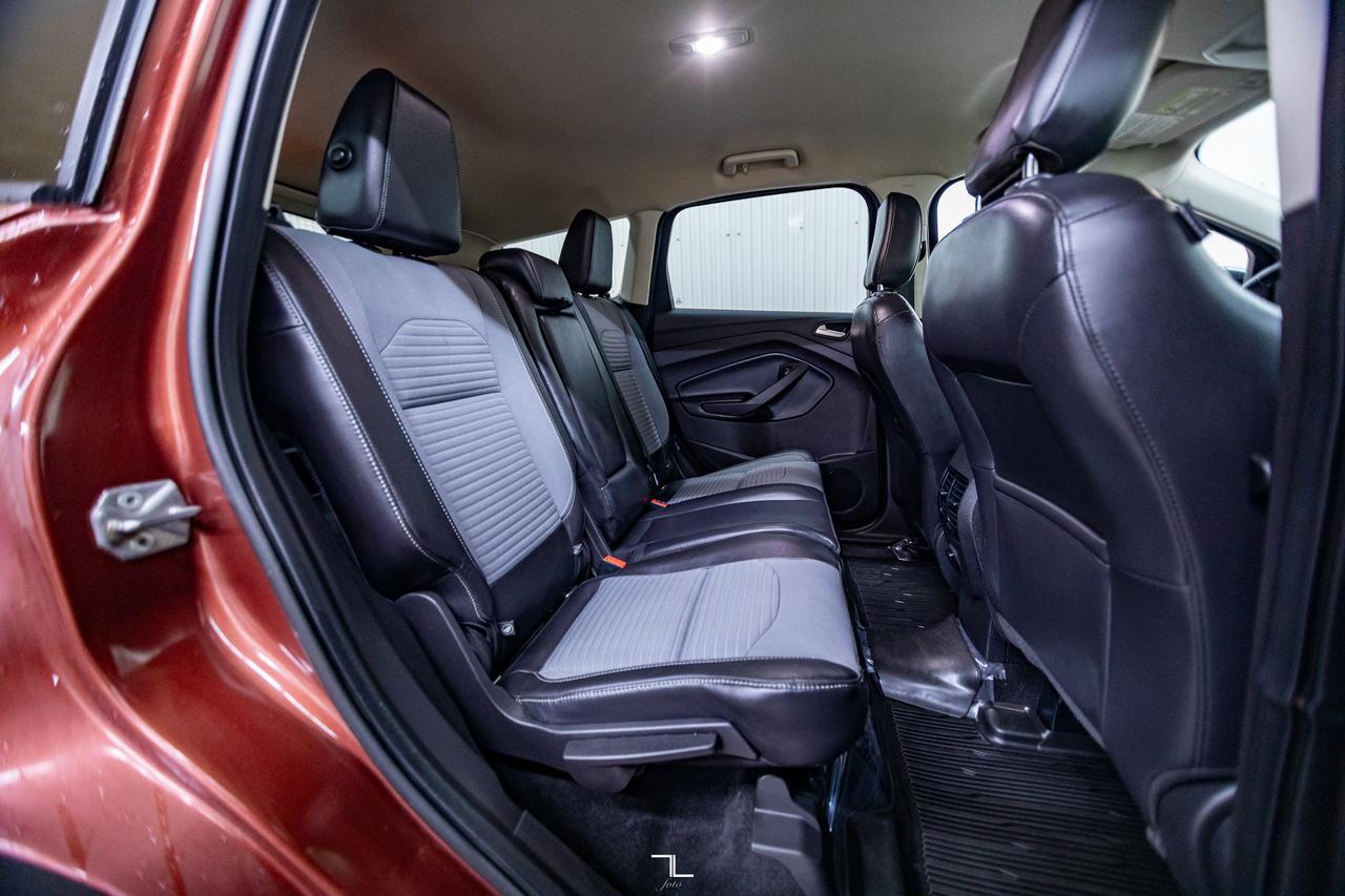 2018 Ford Escape AWD SE PSeat BCam Red Deer AB