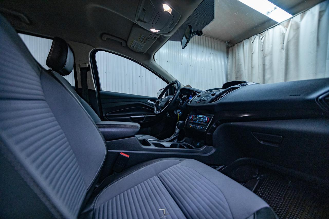 2018 Ford Escape AWD SE PSeat BCam Red Deer AB