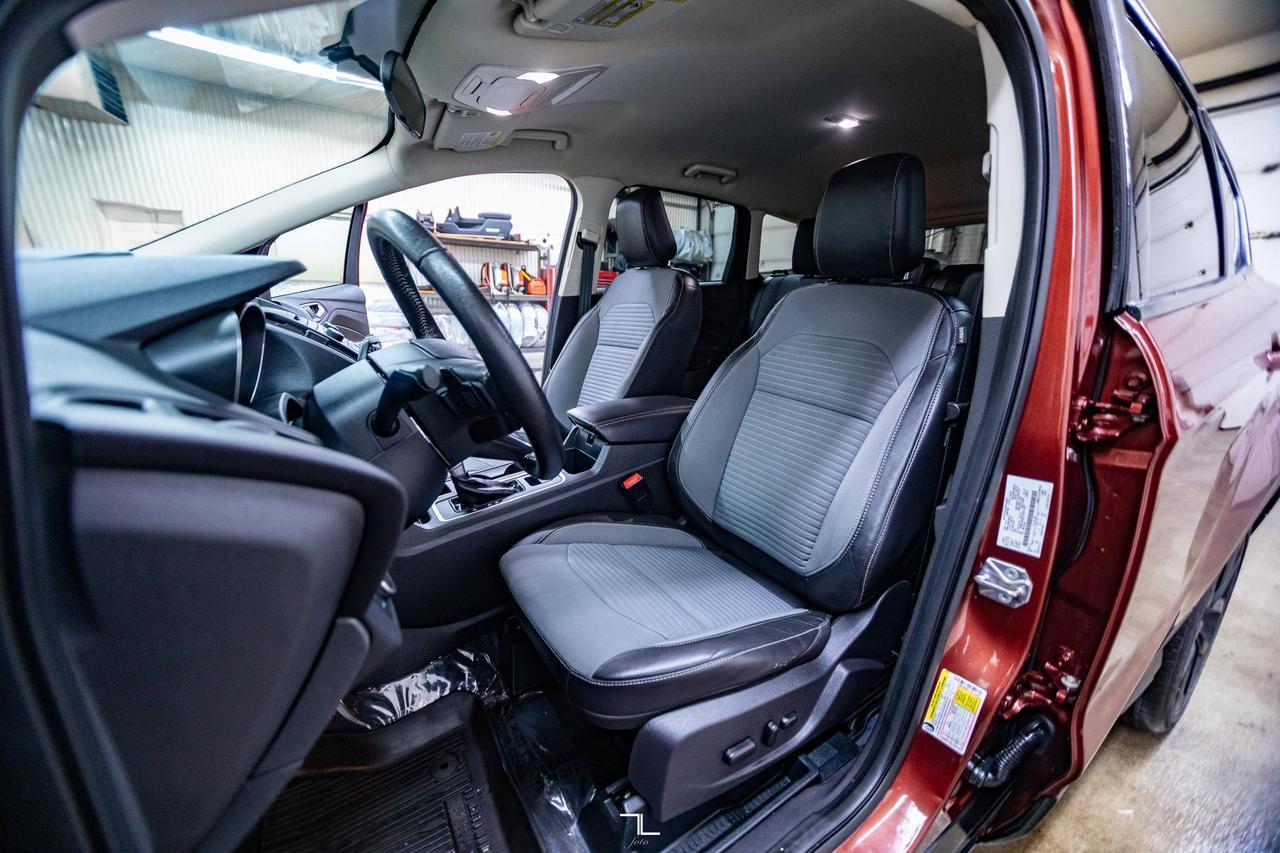 2018 Ford Escape AWD SE PSeat BCam Red Deer AB