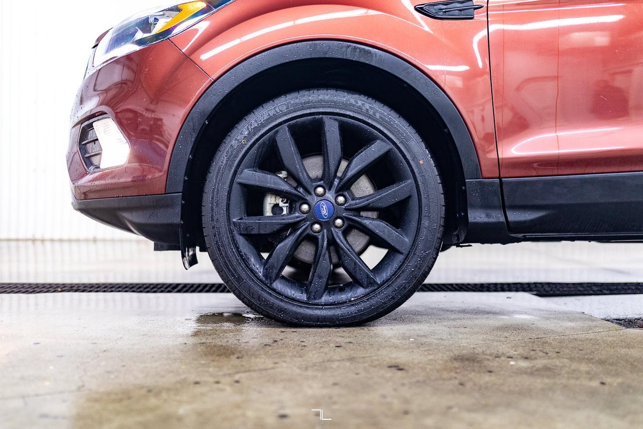 2018 Ford Escape AWD SE PSeat BCam Red Deer AB