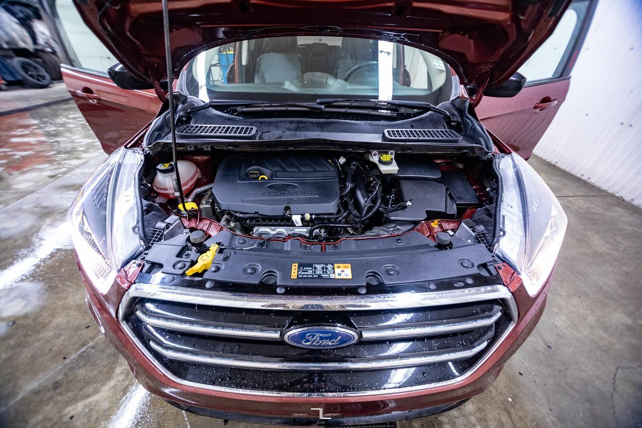 2018 Ford Escape AWD SE PSeat BCam Red Deer AB