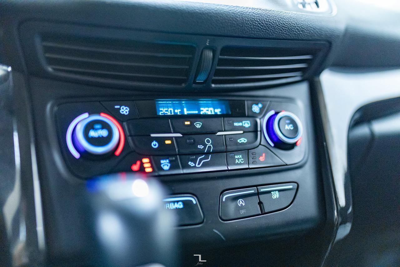 2018 Ford Escape AWD SE PSeat BCam Red Deer AB