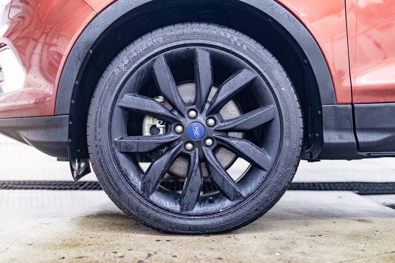 2018 Ford Escape AWD SE PSeat BCam Red Deer AB