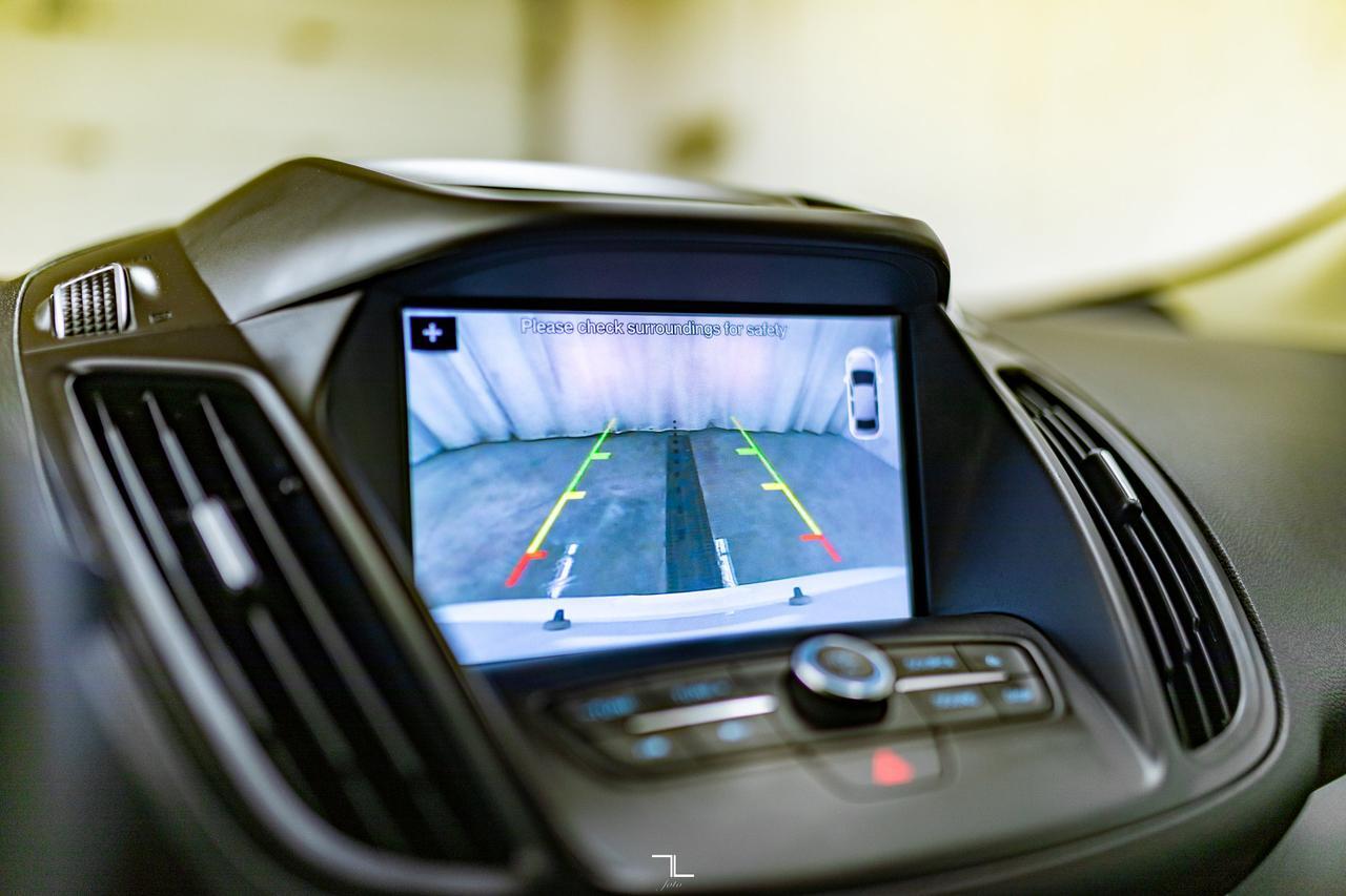 2018 Ford Escape AWD SE PSeat BCam Red Deer AB