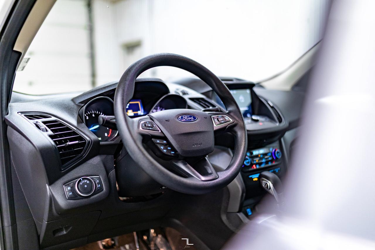 2018 Ford Escape AWD SE PSeat BCam Red Deer AB