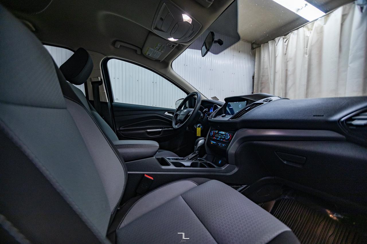 2018 Ford Escape AWD SE PSeat BCam Red Deer AB