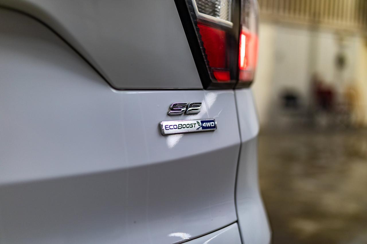 2018 Ford Escape AWD SE PSeat BCam Red Deer AB