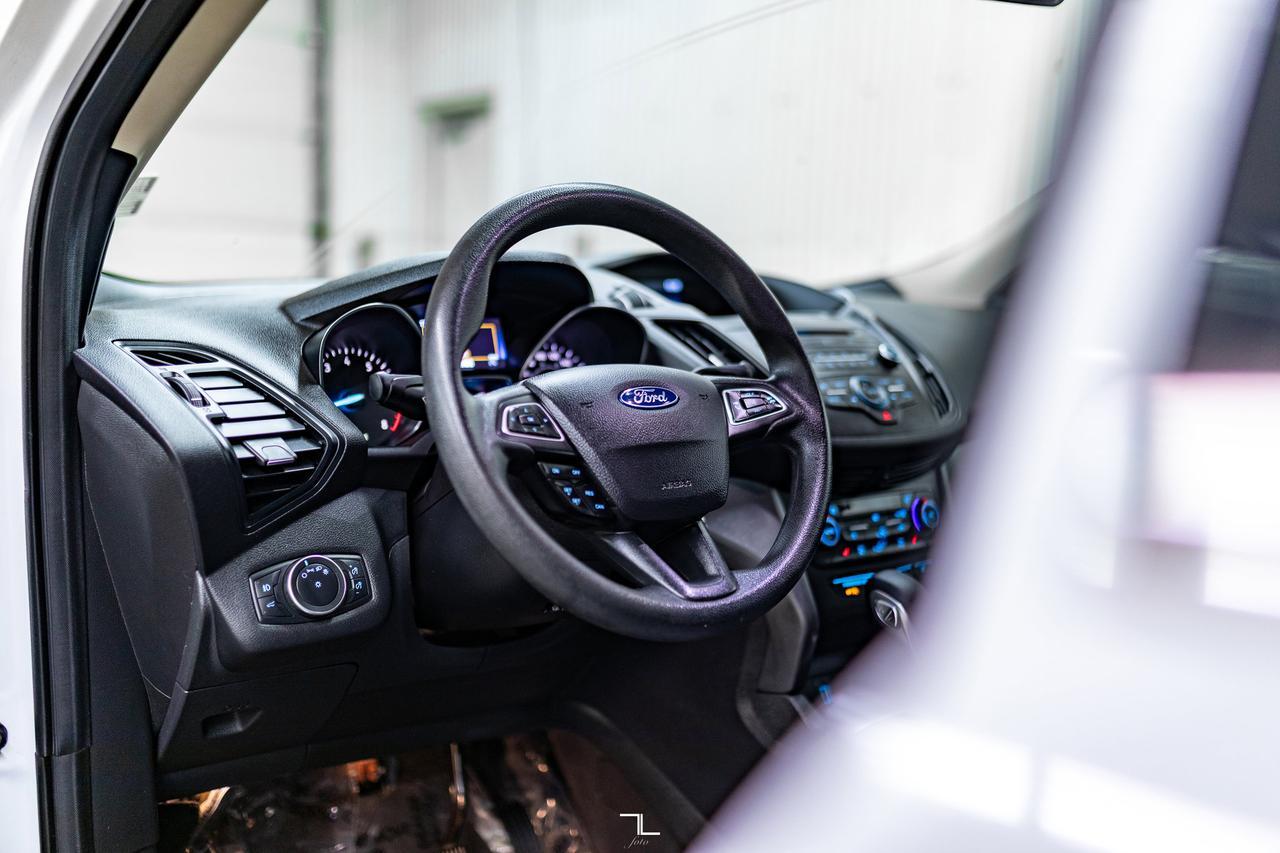 2018 Ford Escape AWD SE PSeat BCam Red Deer AB