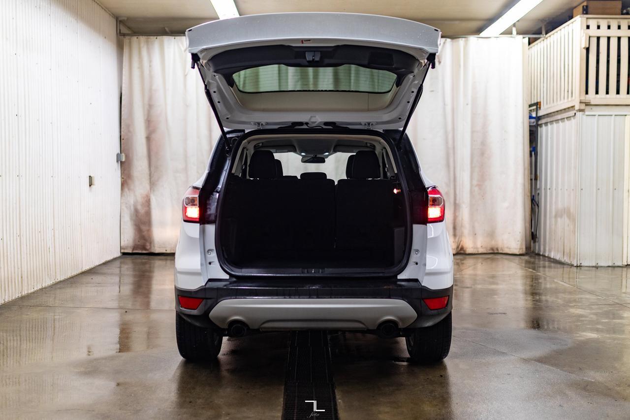 2018 Ford Escape AWD SE PSeat BCam Red Deer AB